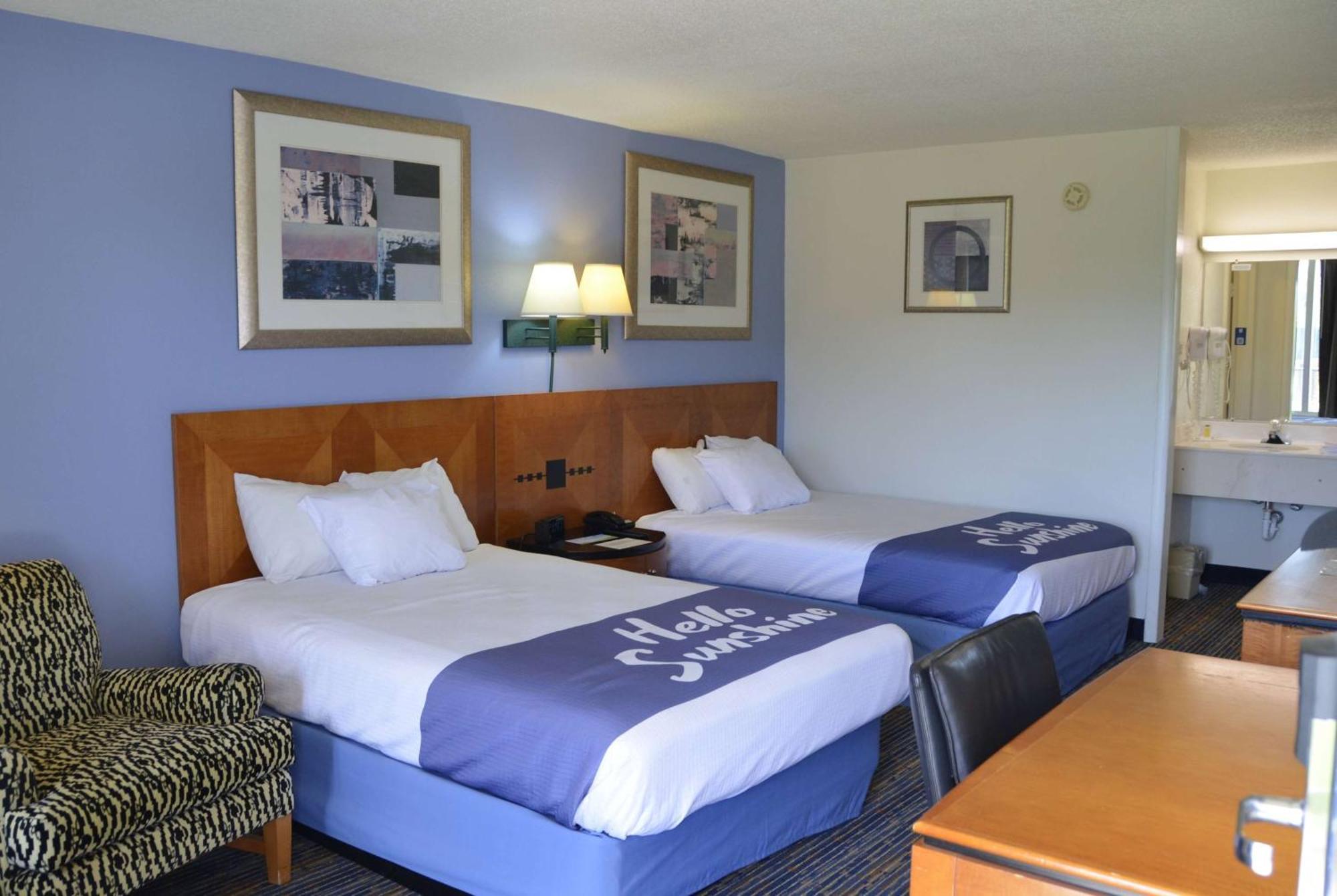 Days Inn By Wyndham Luray Shenandoah Dış mekan fotoğraf