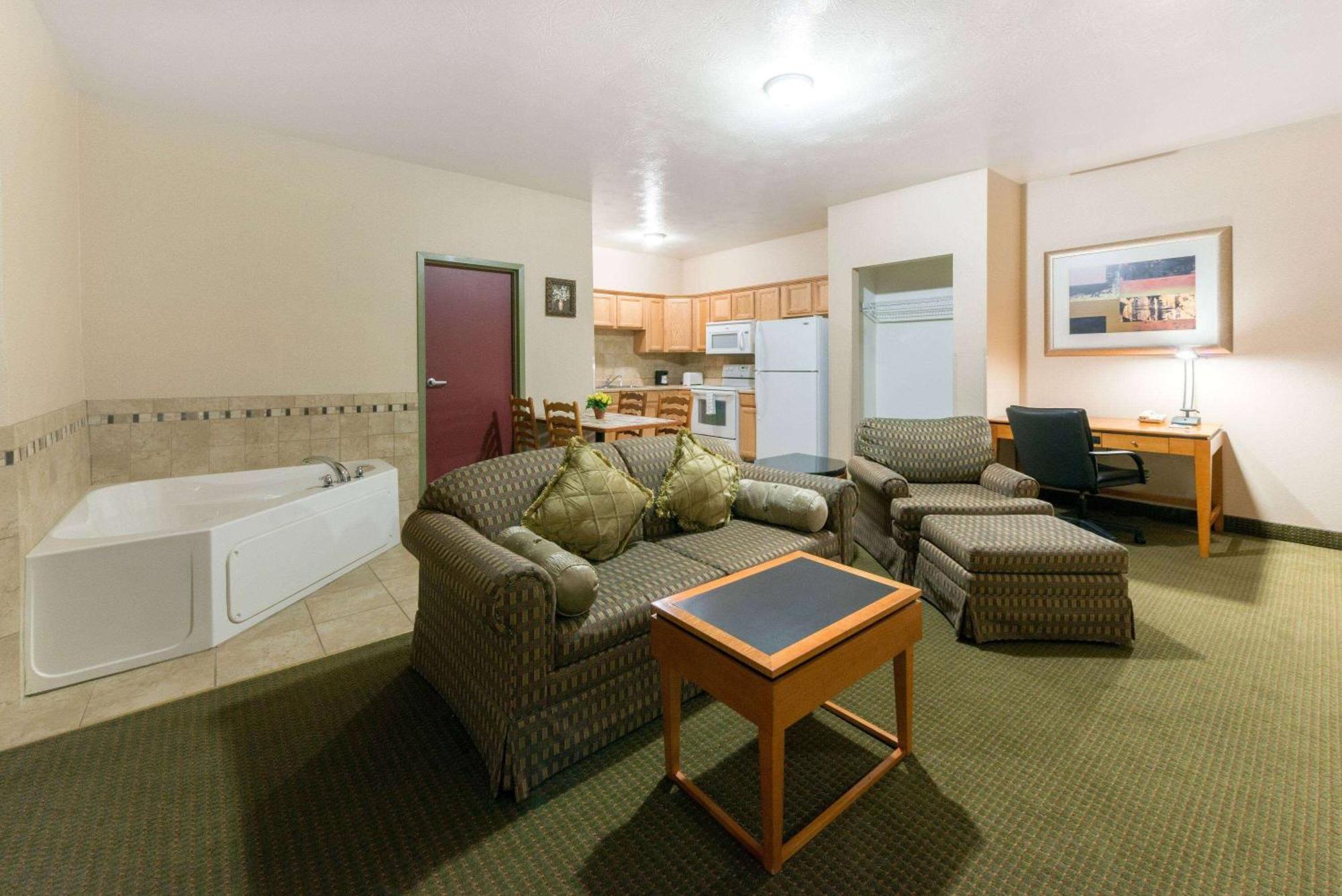 Days Inn By Wyndham Luray Shenandoah Dış mekan fotoğraf