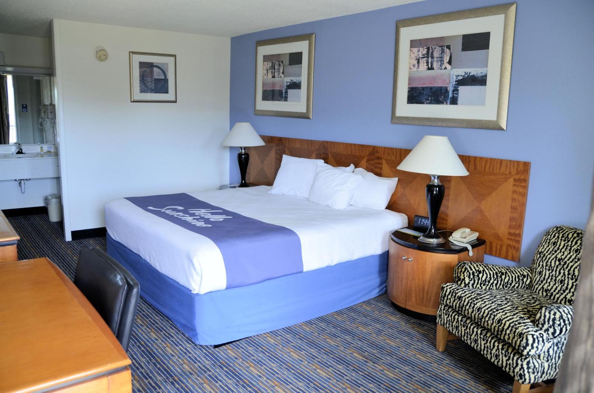 Days Inn By Wyndham Luray Shenandoah Dış mekan fotoğraf
