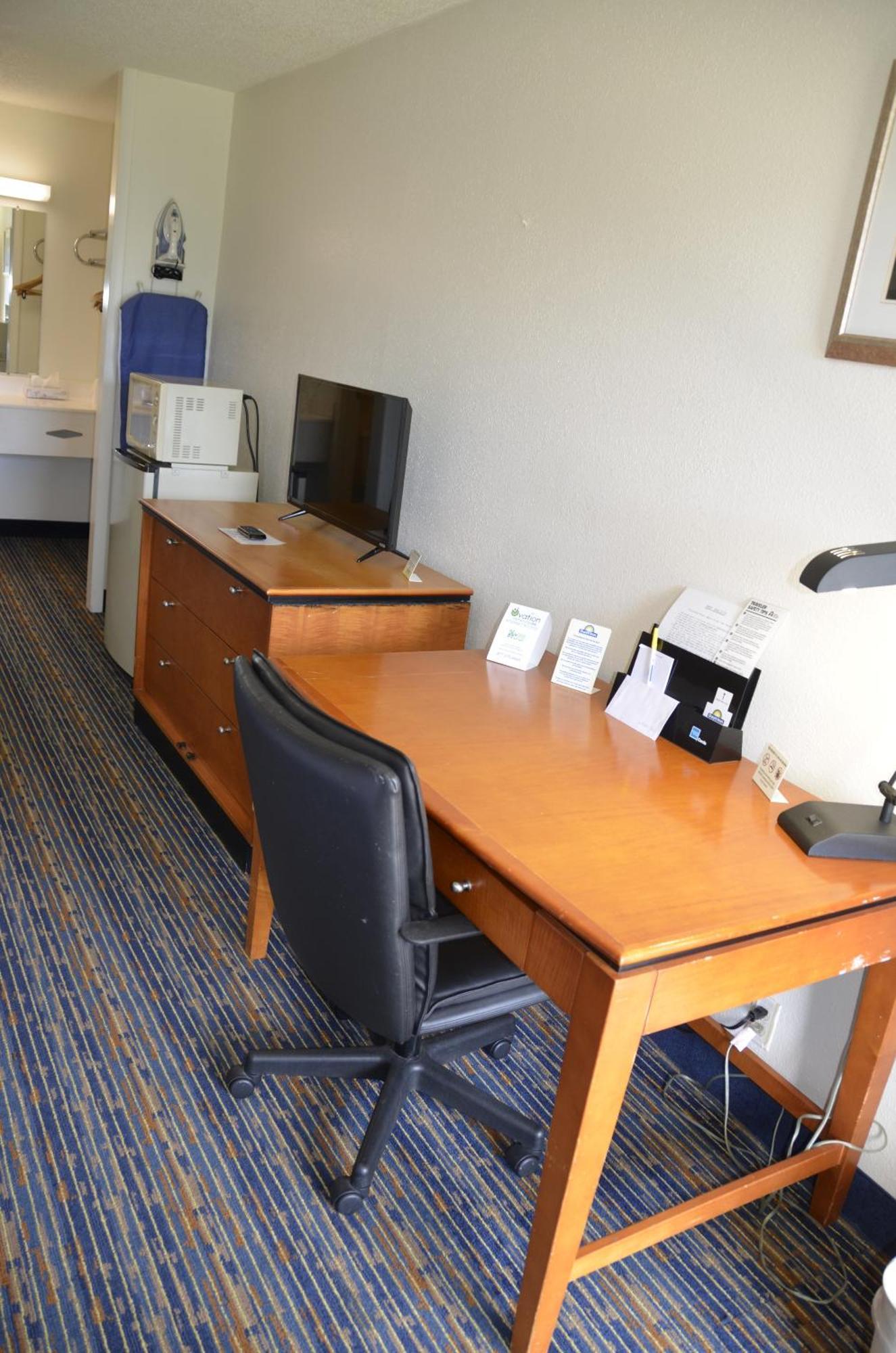 Days Inn By Wyndham Luray Shenandoah Dış mekan fotoğraf