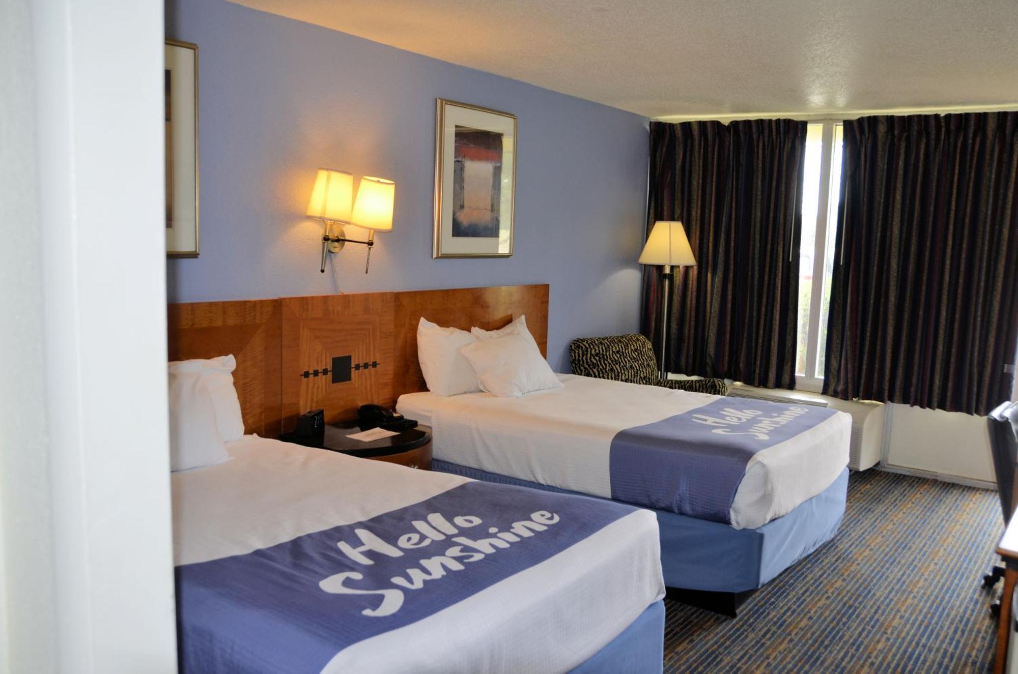 Days Inn By Wyndham Luray Shenandoah Dış mekan fotoğraf
