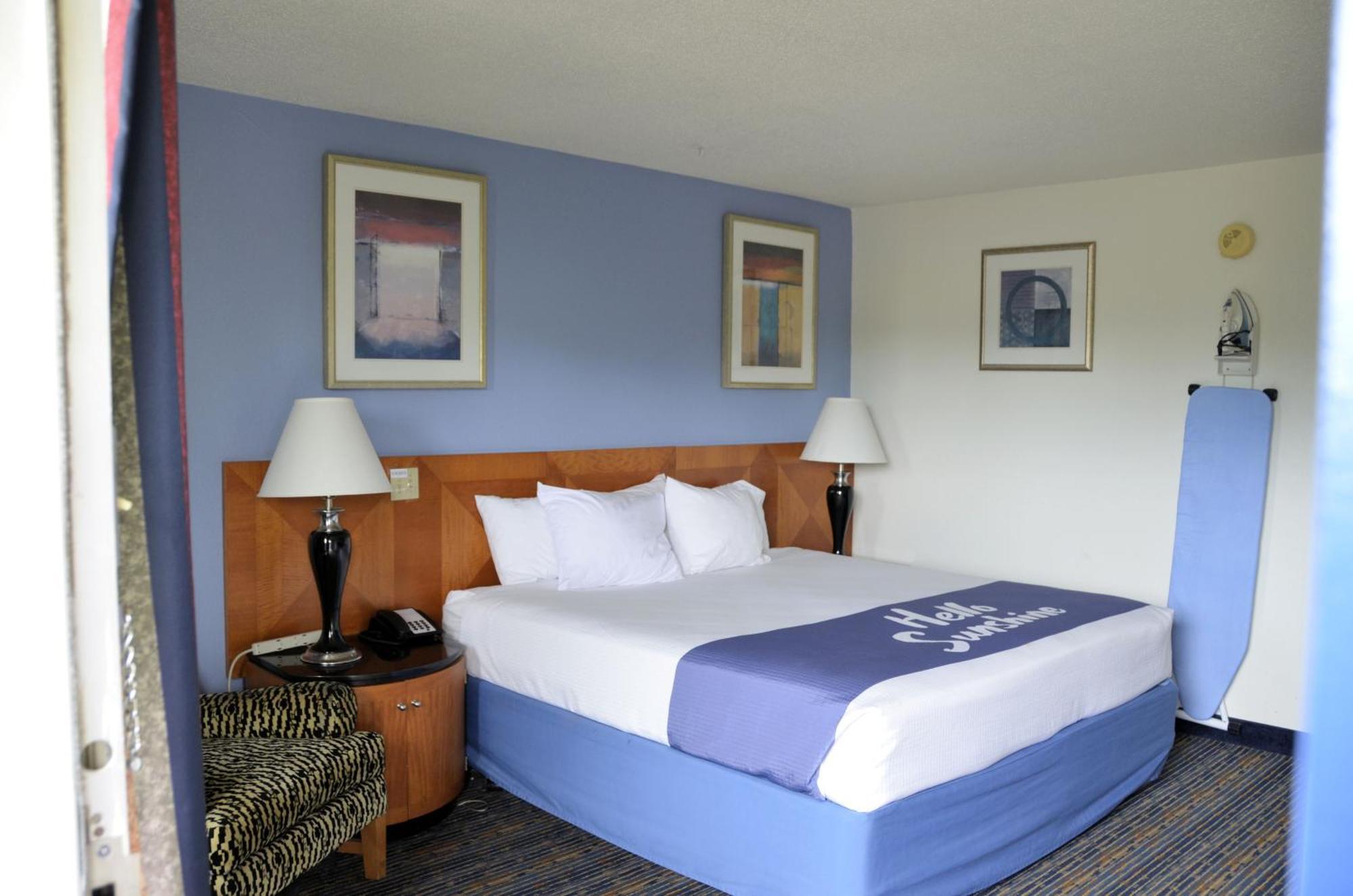 Days Inn By Wyndham Luray Shenandoah Dış mekan fotoğraf